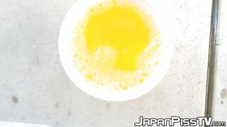 Japanese temptress logs her bathroom sessions with wild enthusiasm