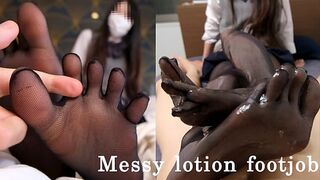 Tightly Lotioned Five-Toed Tights Make Your Dick Soaked With Foot